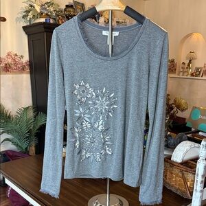 White House Black Market Gray Floral Long Sleeve Top